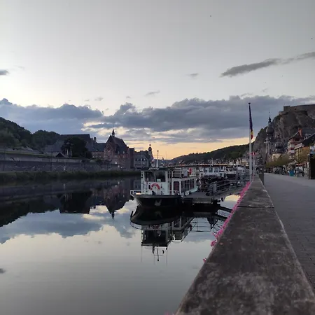 Les Trois-escabelles *