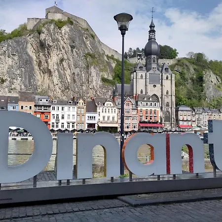 Les Trois-escabelles Lägenhet Dinant