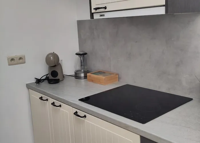 Les Trois-escabelles Apartament